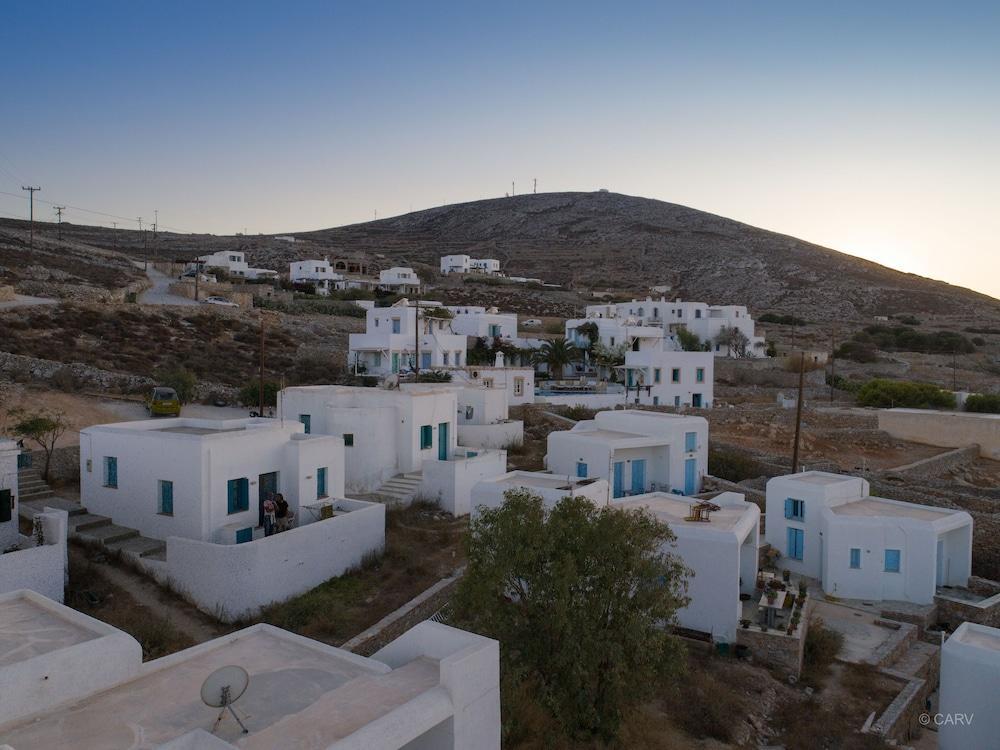 Aspalathras White Hotel Folegandros Town ภายนอก รูปภาพ