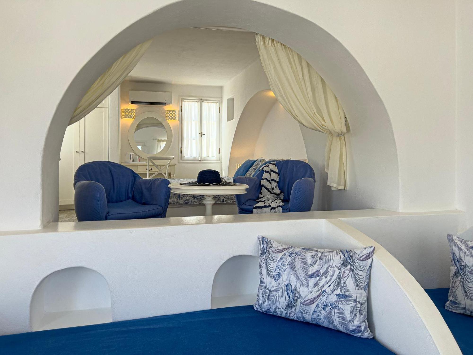 Aspalathras White Hotel Folegandros Town ภายนอก รูปภาพ