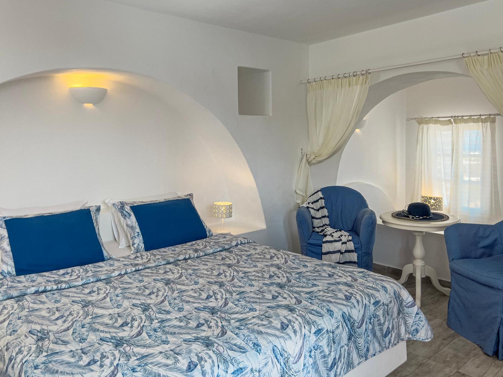 Aspalathras White Hotel Folegandros Town ภายนอก รูปภาพ