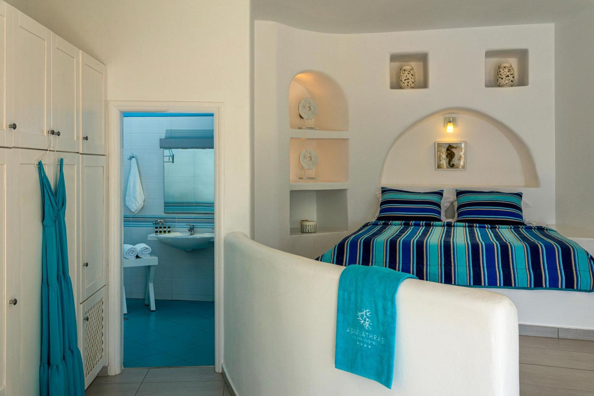 Aspalathras White Hotel Folegandros Town ภายนอก รูปภาพ