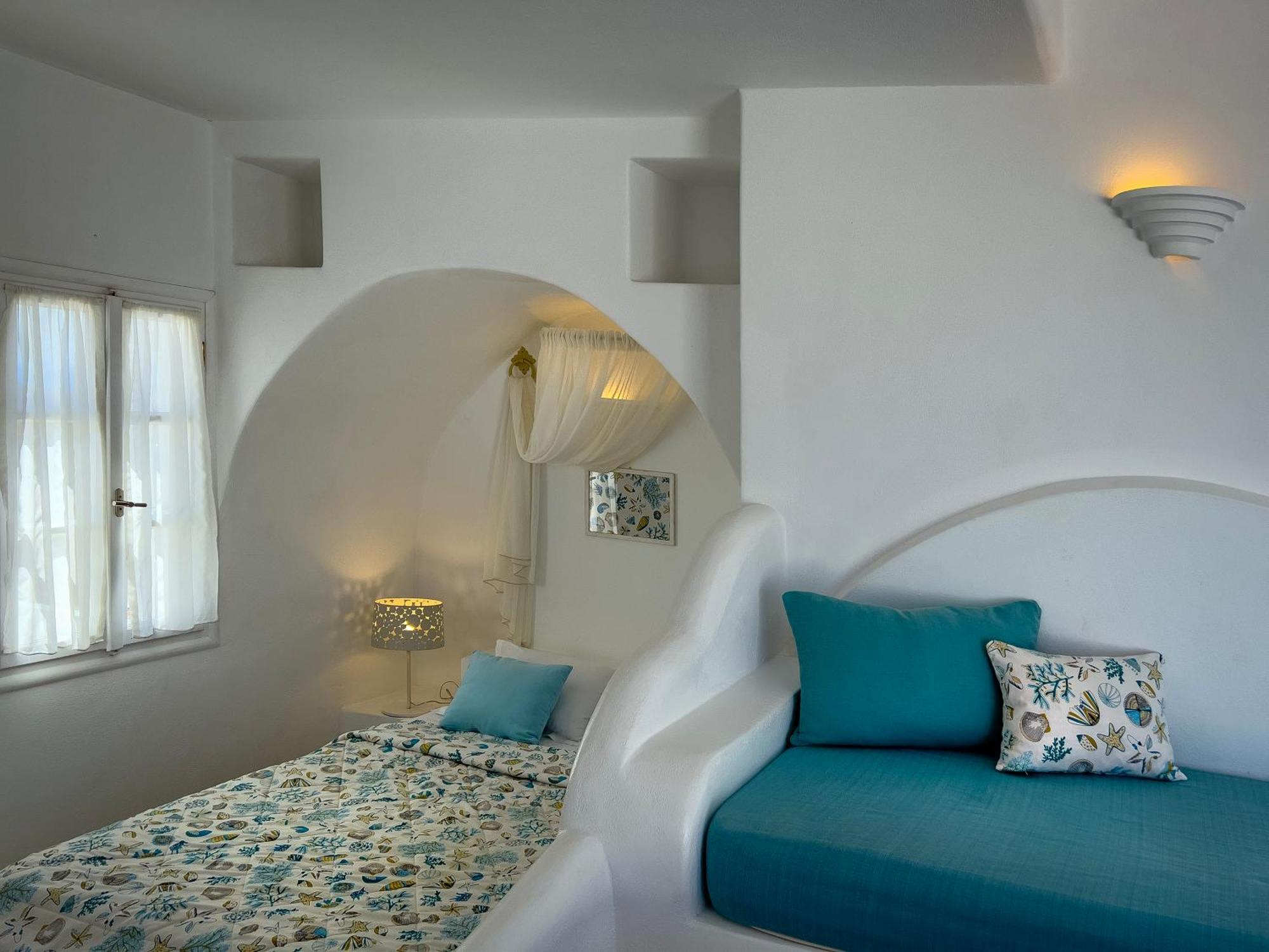 Aspalathras White Hotel Folegandros Town ภายนอก รูปภาพ